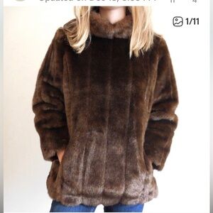 Small Banana Republic Faux Fur Turtleneck Pullover Quarter Sleeves